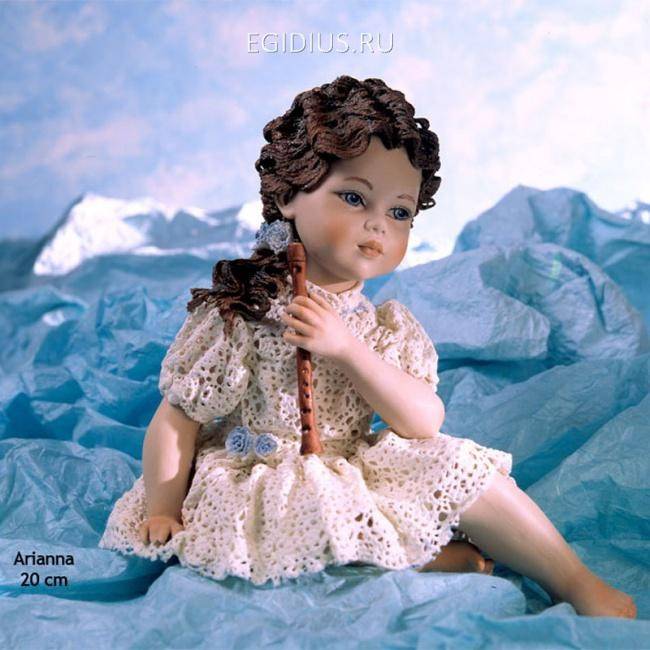 Arianna  Фарфоровая статуэтка, h.20 см 705-056 фото 1 &mdash; Egidius.ru