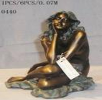 Статуэтка &quot;Греческая богиня&quot; 13*14*18см  103-082 — Egidius.ru