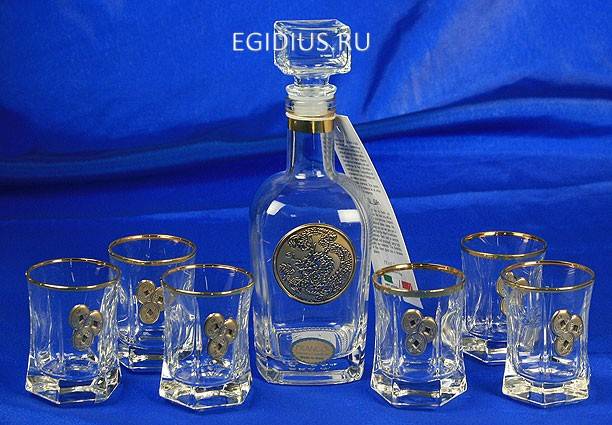 Подарочный набор для ликёра и водки Дракон 28*25*8см  105-717