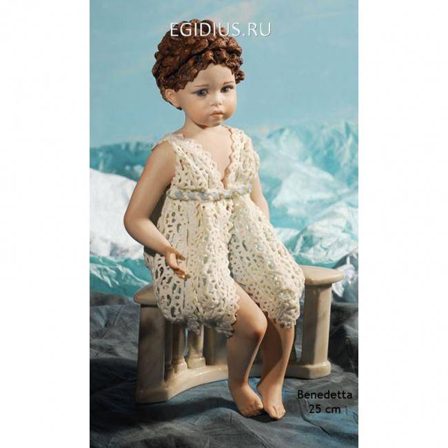 Benedetta Фарфоровая статуэтка h 25cm 705-059 фото 1 &mdash; Egidius.ru