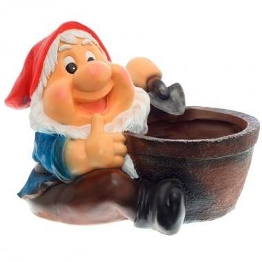 Кашпо декоративное &quot;Гном с лопатой&quot; L30W25H25.5 см 81-6723 — Egidius.ru