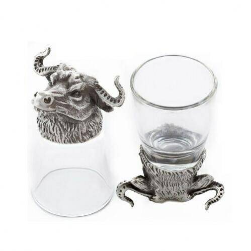 Символ года 2021. Набор из 2-х стопок-перевертышей с буйволом (50мл/стопка) d=4.5см h=8.5см 3-1-302 фото 1 — Egidius.ru