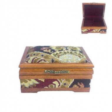 Шкатулка гобелен 13*9*6см 3-4-102 — Egidius.ru