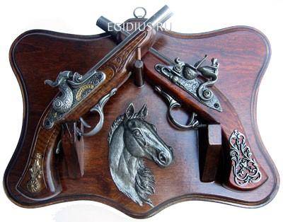 Коллаж "Пистоли" 38*27см  102-816 фото 1 — Egidius.ru