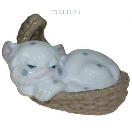Статуэтка "Котенок", фарфор 8см  113-037 фото 1 — Egidius.ru