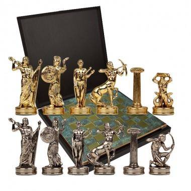 Шахматный набор  &quot;Битва Титанов&quot; (патинирован. мет. доска 36х36, дер. короб, фигуры золото/серебро) 31-0809 — Egidius.ru