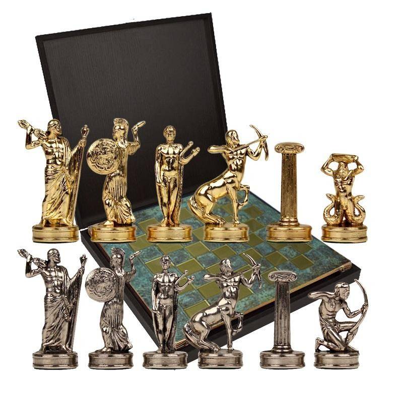 Шахматный набор  "Битва Титанов" (патинирован. мет. доска 36х36, дер. короб, фигуры золото/серебро) 31-0809 фото 1 — Egidius.ru