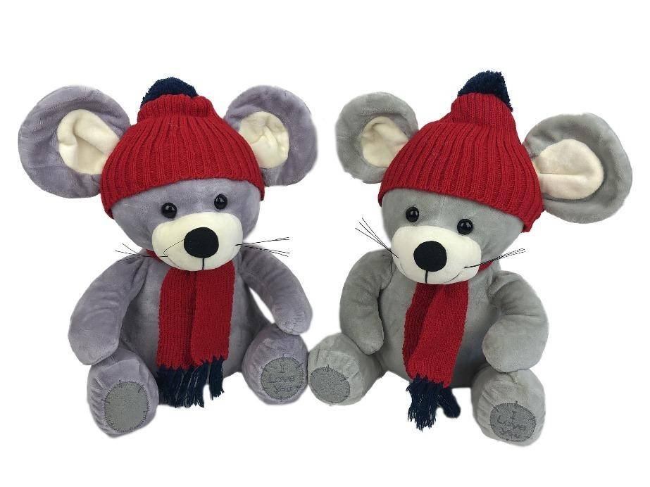 Упаковка для новогодних подарков Мышкав красной вязаной шапке и шарфе 30cм 600гр 2-1-022 фото 1 — Egidius.ru
