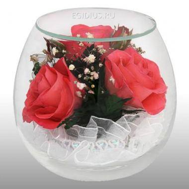 Цветы в стеклянной колбе | Rose Studio