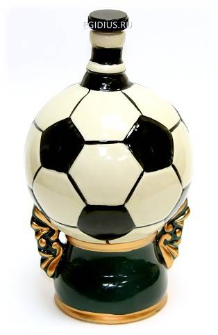 Набор штоф + 4 рюмки "Мяч" 800-014 фото 1 &mdash; Egidius.ru