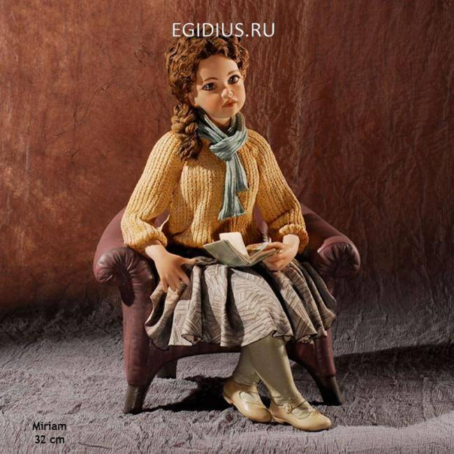 Miriam Фарфоровая статуэтка h 32cm 705-132 фото 1 &mdash; Egidius.ru