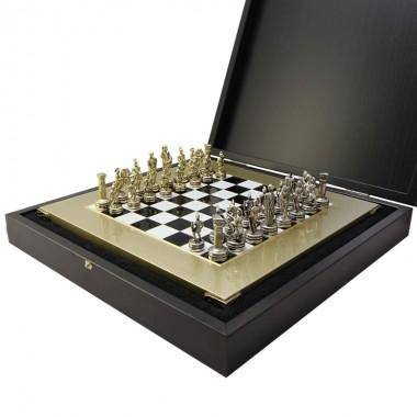 Шахматный набор &quot;Греко-Романский Период&quot; (черно-бел. с золотом мет. доска 28х28, дер. короб, фигуры золото/серебро) 31-0815 — Egidius.ru