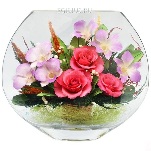Цветы в стекле: Композиция из натуральных роз и орхидей 200-022 купить -Цена 11 710 руб. - Москва