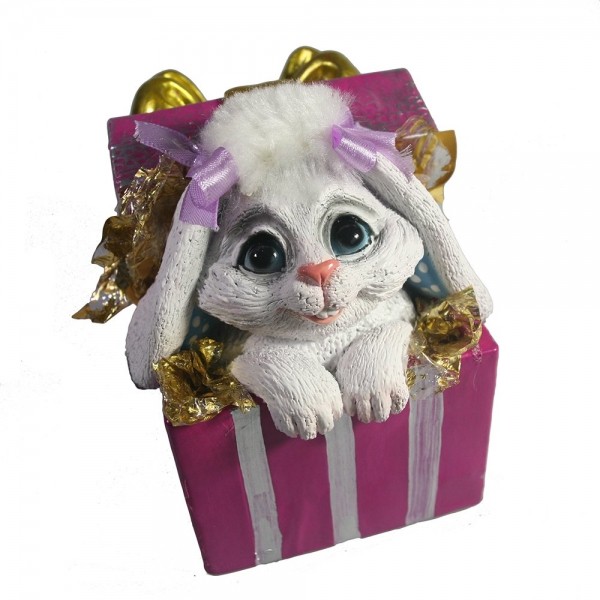 Копилка "Зайка в подарочной коробке" (белый)  9х12,5х10.5см 81-3038 фото 1 — Egidius.ru