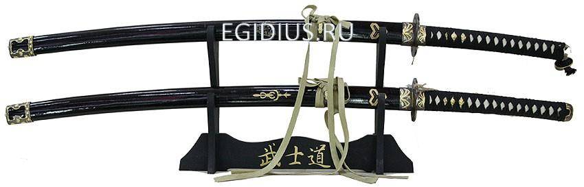 Убить Билла: 2 катаны на подставке 102-700 фото 1 — Egidius.ru