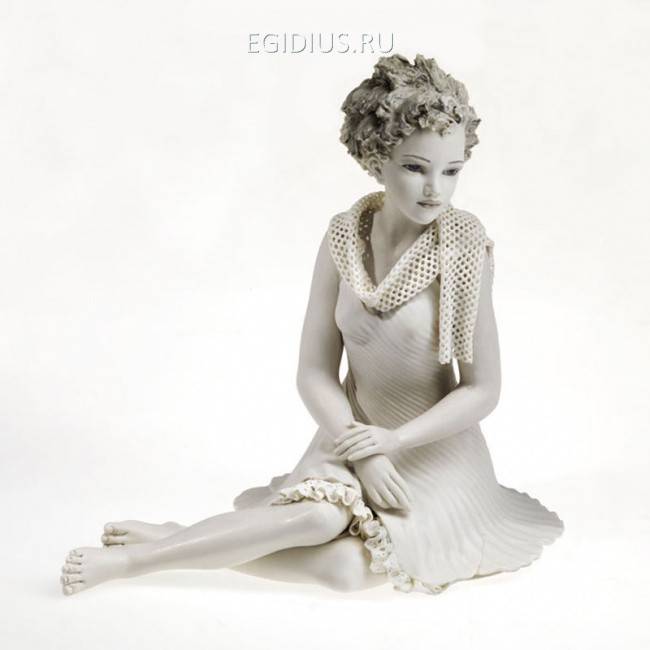 Ethel  W Фарфоровая статуэтка, h 28,5 см 705-079 фото 1 &mdash; Egidius.ru