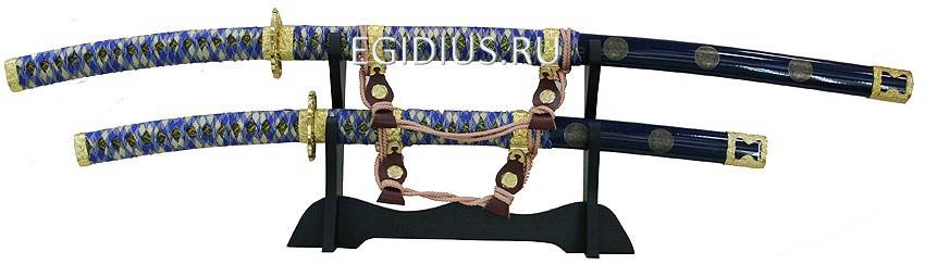 Катана и вакидзаси на подставке 102-703 фото 1 &mdash; Egidius.ru