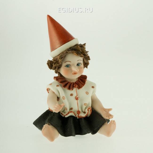 Pinocchio piccolo Фарфоровая статуэтка h.13см 705-149 фото 1 &mdash; Egidius.ru