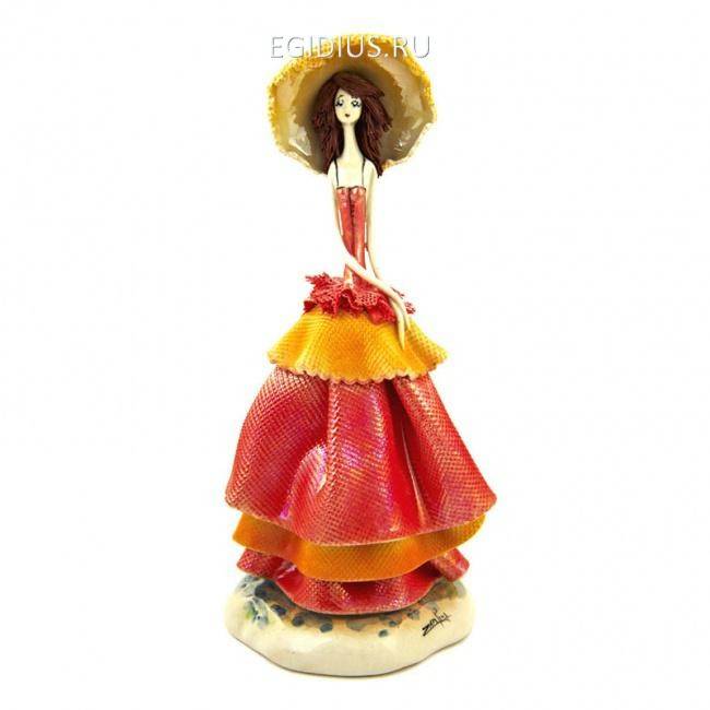 50105 Дама в жёлто-красном h 20 см 705-260 фото 1 — Egidius.ru