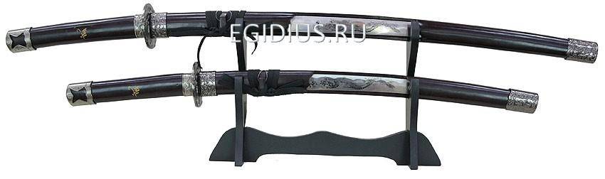 Катана и вакидзаси на подставке 102-706 фото 1 — Egidius.ru