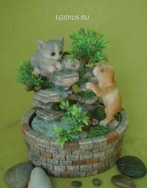 Фонтан с помпой  Котенок и щенок 10-0404 фото 1 — Egidius.ru