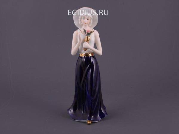 Статуэтка "дама в шляпе" высота=30 см  320-329 фото 1 &mdash; Egidius.ru
