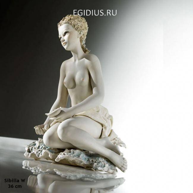 Sibilla W (Ondina) Фарфоровая статуэтка  h.36 см 705-159 фото 1 &mdash; Egidius.ru