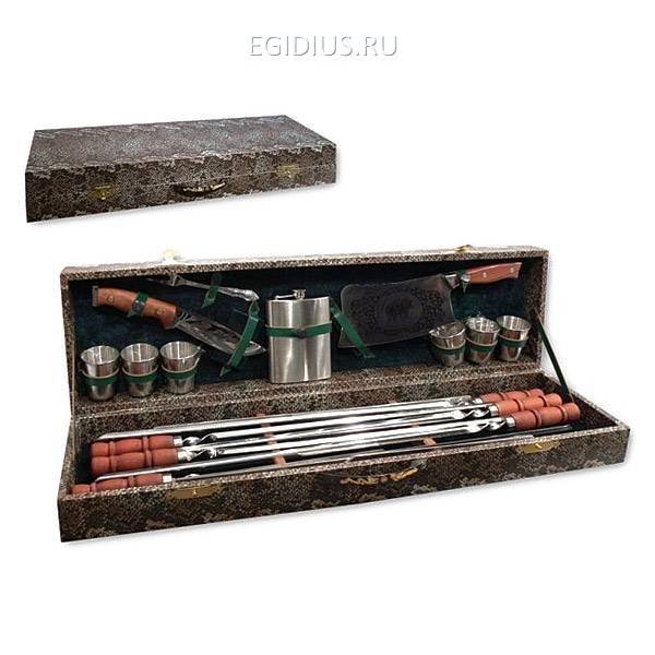 Шашлычный набор 2, 19 предметов (кожа) 81-2803 фото 1 &mdash; Egidius.ru