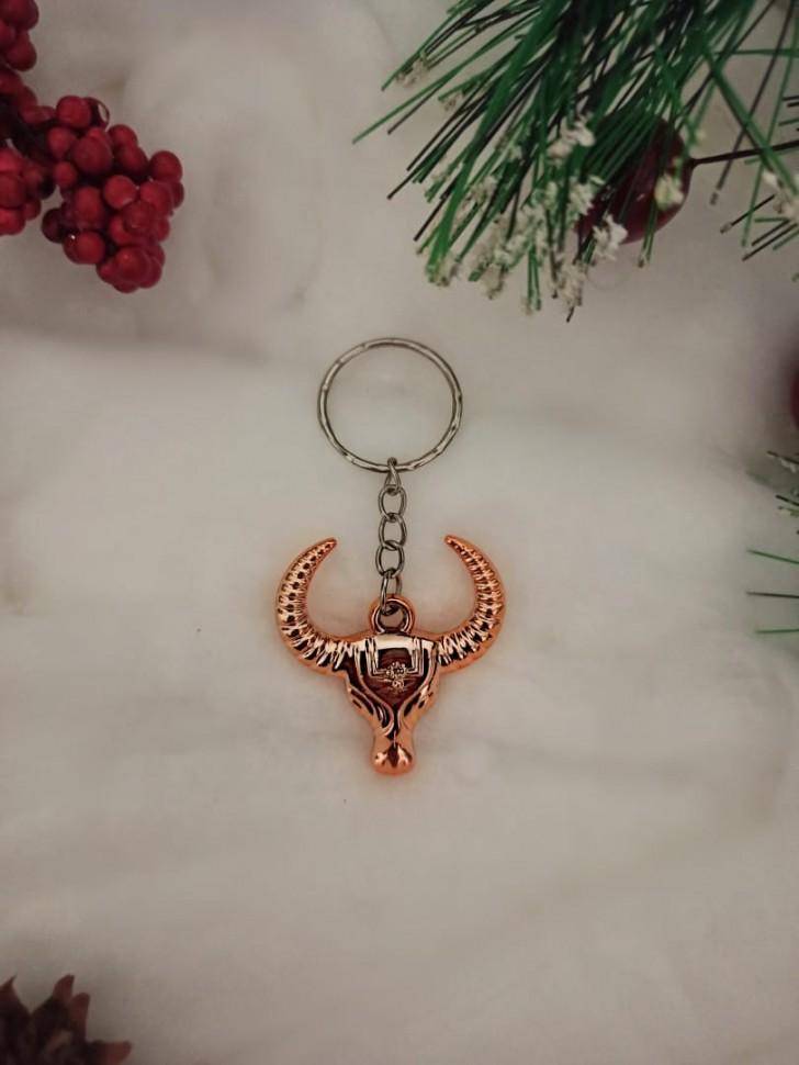 Брелок символ года 2021 бык голова 281-341 фото 1 — Egidius.ru