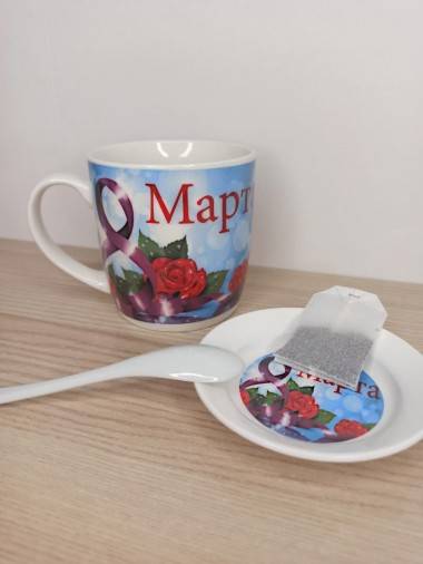 Подарок коллегам женщинам на 8 марта, подарочный набор : кружка, ложка, подставка под чайные пакетики 281-370 — Egidius.ru