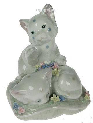 Статуэтка Кошечка, фарфор 13см 113-083 — Egidius.ru