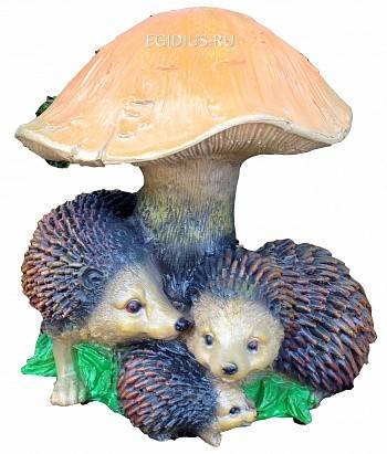 Садовая фигура: Ёжики 3 шт под поганкой 50-0138 фото 1 — Egidius.ru