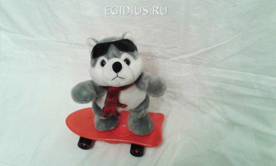Поющая и танцующая игрушка "Собачка на скейте"  280-808 фото 1 — Egidius.ru