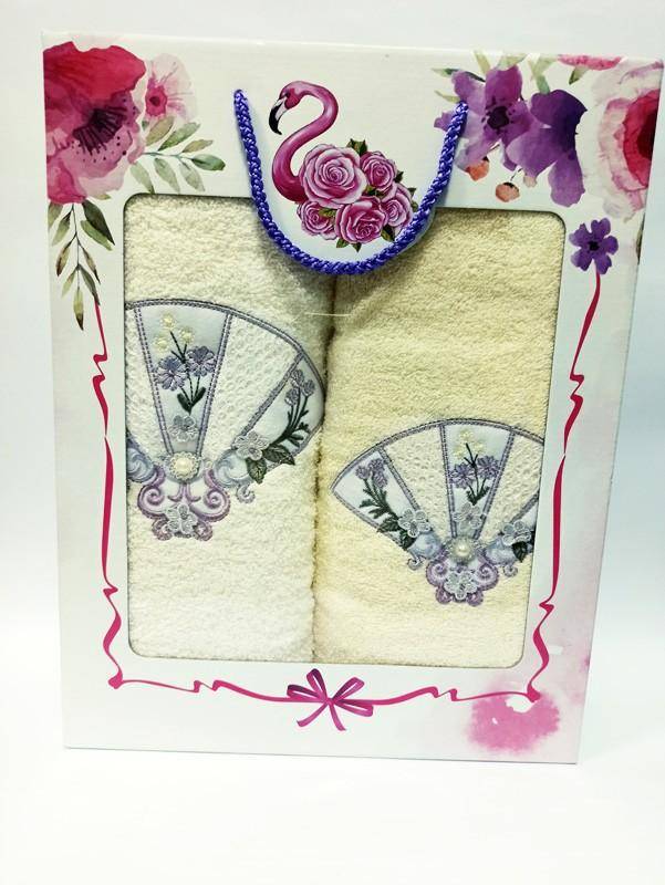 Подарочный набор из 2-х полотенец 130*65 см, 90*40см 281-327 фото 1 — Egidius.ru