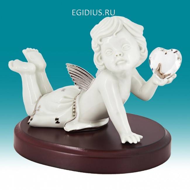 Лежащий ангел с сердцем в руках h 12c 705-043 фото 1 — Egidius.ru