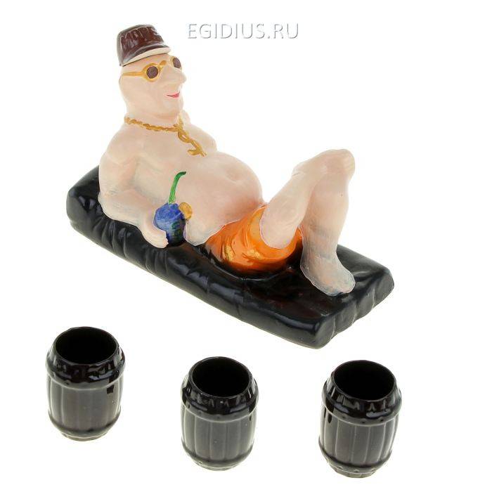 Штоф с рюмками "Турист" водочно-коньячный набор 4 предмета, цветной, 0,75 л 806-057 фото 1 — Egidius.ru