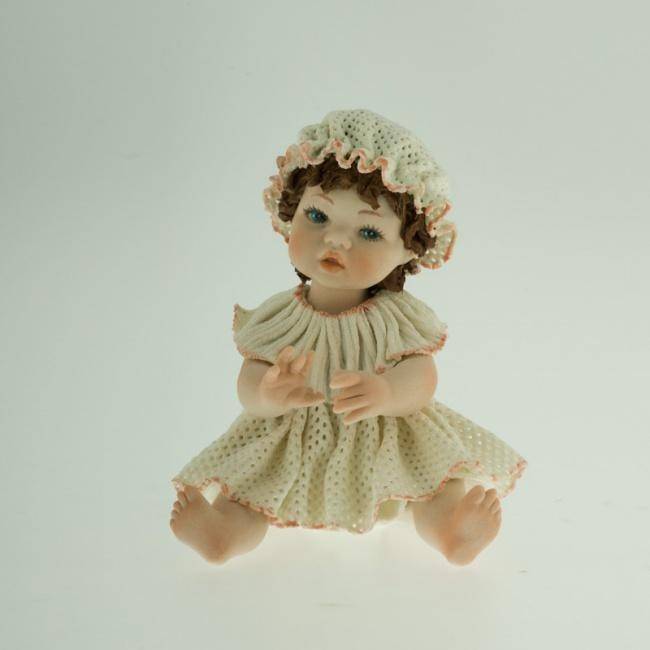 Adelina  Фарфоровая статуэтка h.10 см 705-047 фото 1 — Egidius.ru