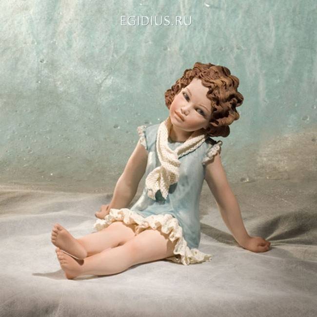 Alba Фарфоровая статуэтка  h.16,5 см 705-049 фото 1 — Egidius.ru