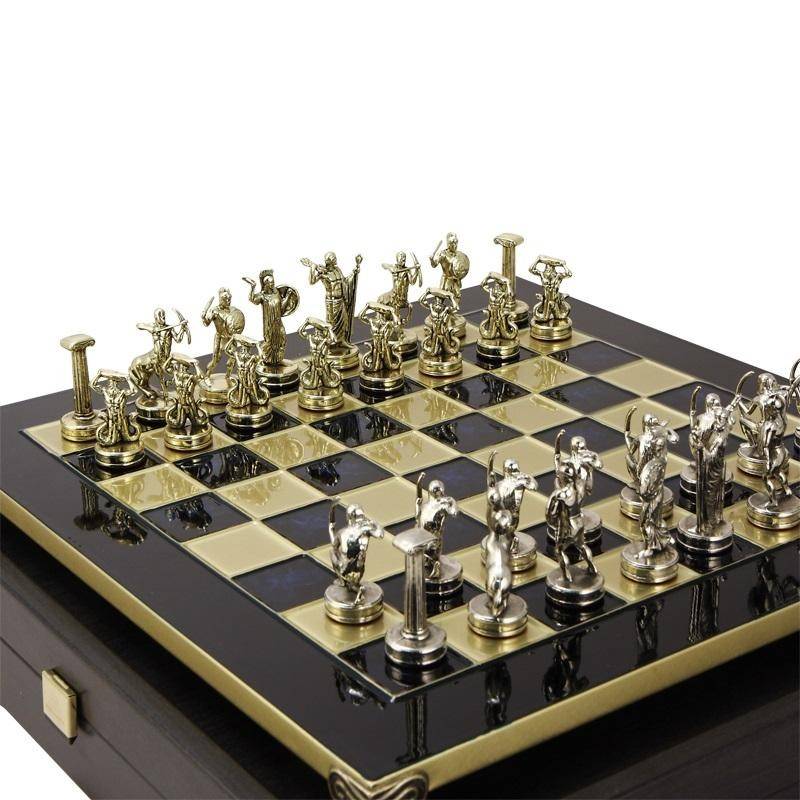 Шахматный набор "Битва Титанов" (син. мет. доска 36х36, дер. короб, фигуры золото/серебро) 31-0806 фото 1 &mdash; Egidius.ru